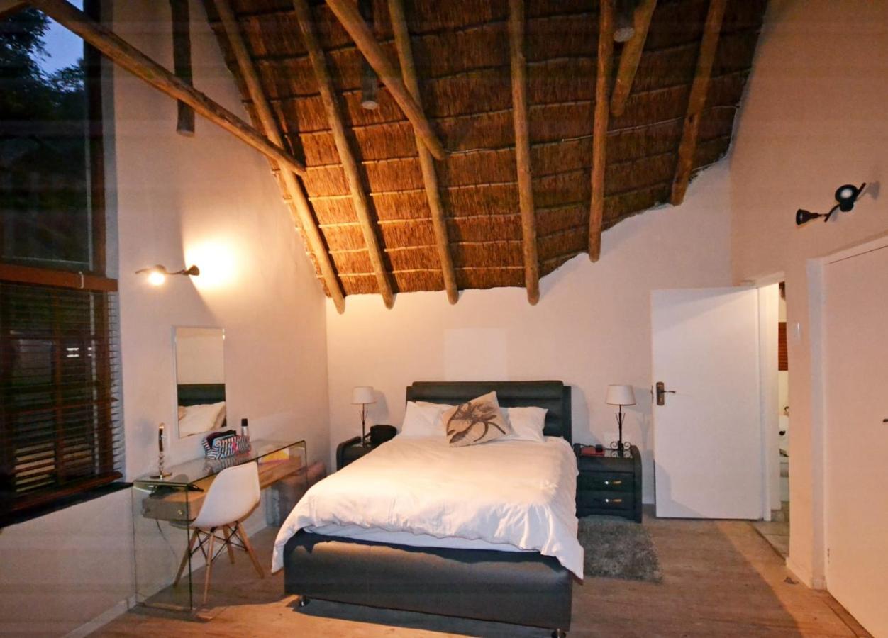 Bed and Breakfast Cozy Kosmos Хартбиспурт Экстерьер фото